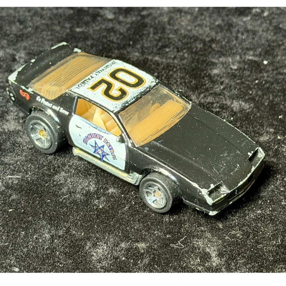 Hot Wheels 1983 Chevy Camaro IROC-Z: Highway Patrol, Black White, 02 Diecast Car